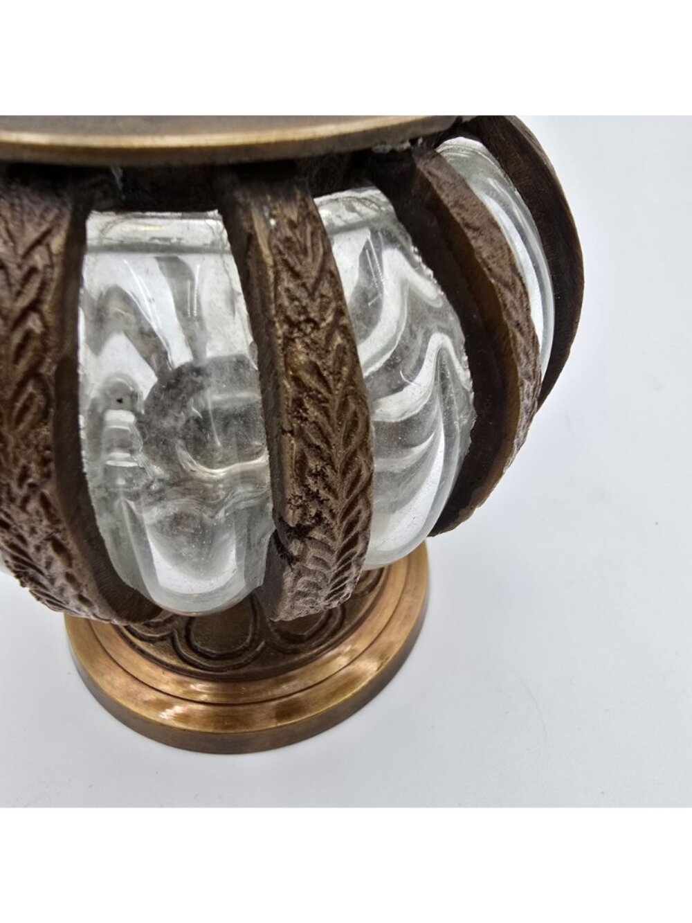 Asian Vintage Brass & Bubble Pedestal Vase With Ornamental Design Clear & Brown - Picture 3 of 8